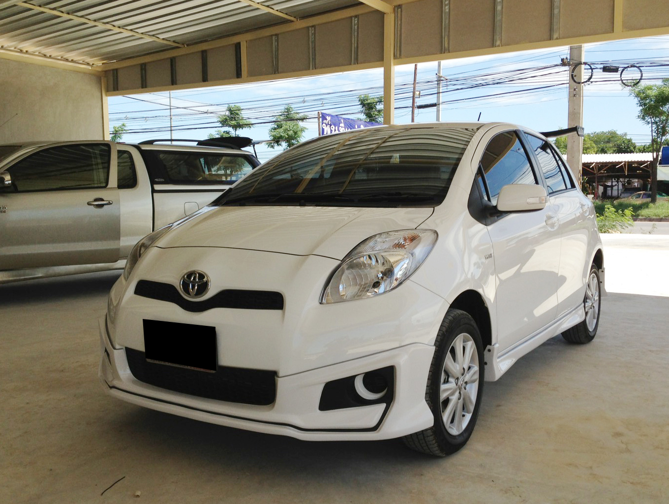 ชุดแต่ง Yaris 2009 -2011 ทรง Spotivo V2